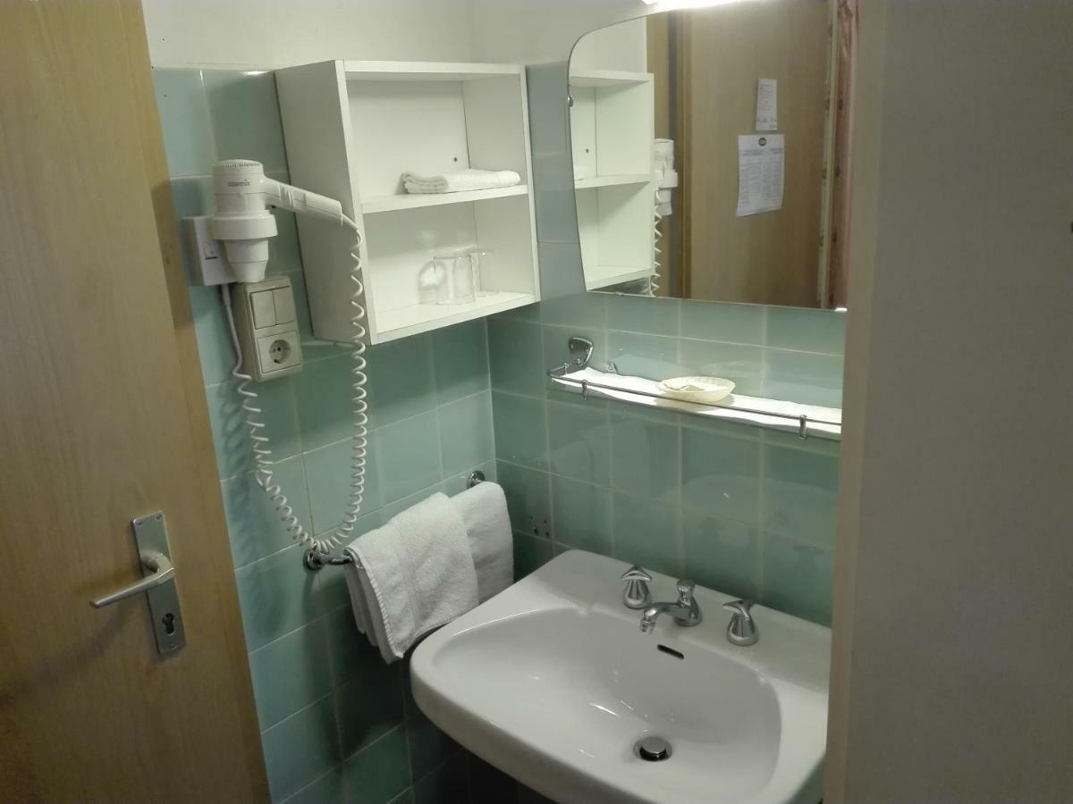 Hotel Haselried Tirolo Bagian luar foto